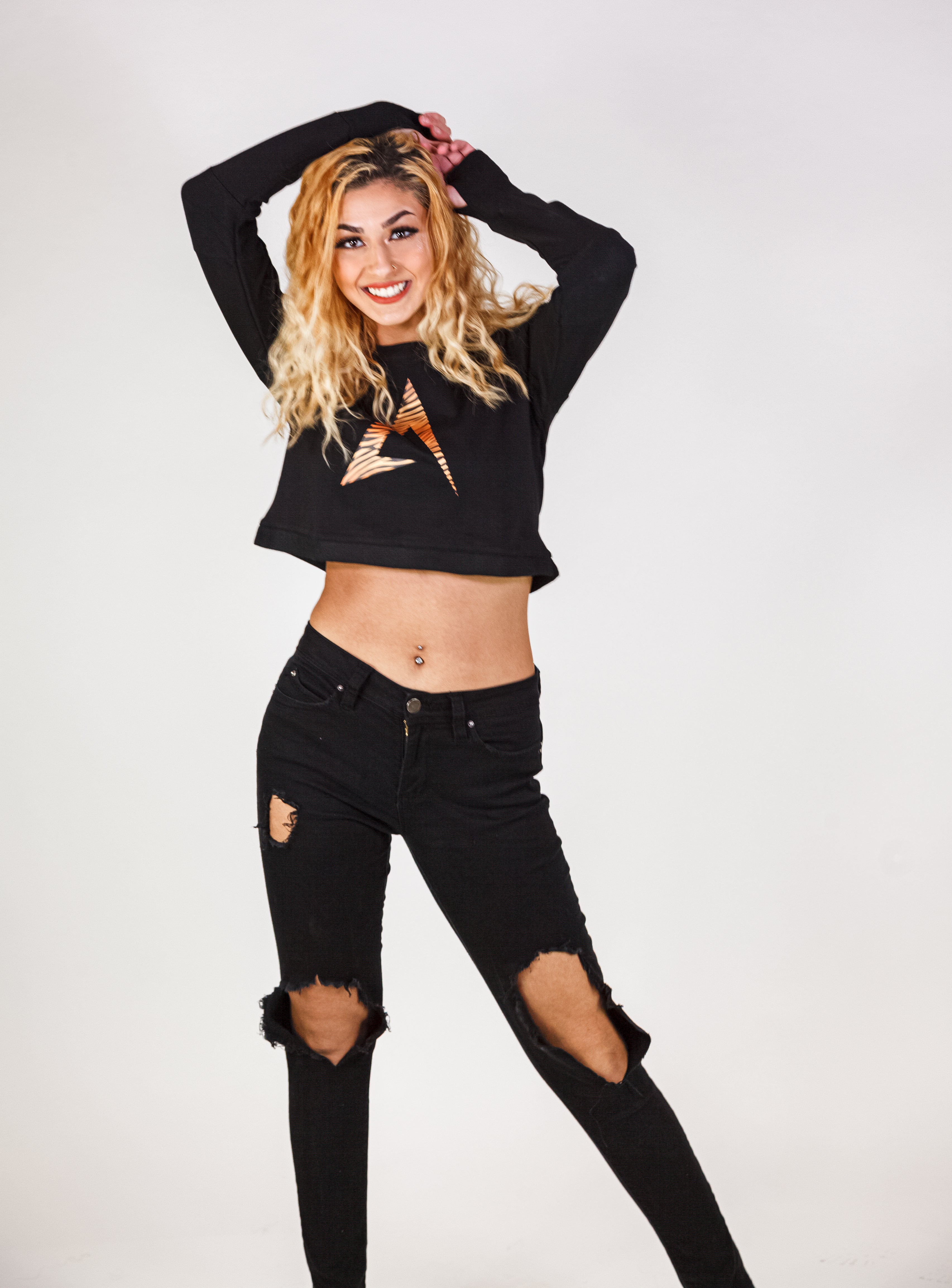 Black Long Sleeve Crop Top